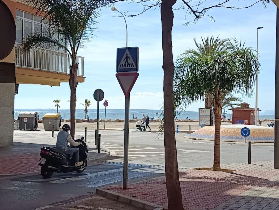 Апартаменти Al Lado De Barcos Y Gran Playa. Санта-Пола Екстер'єр фото